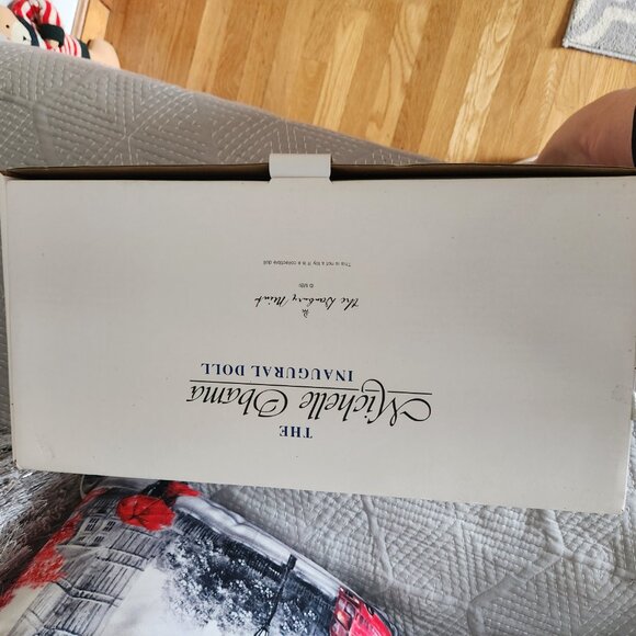 The Michelle Obama Inaugural Ball Porcelain Doll NIB The Danbury Mint 2009 White - Picture 8 of 11